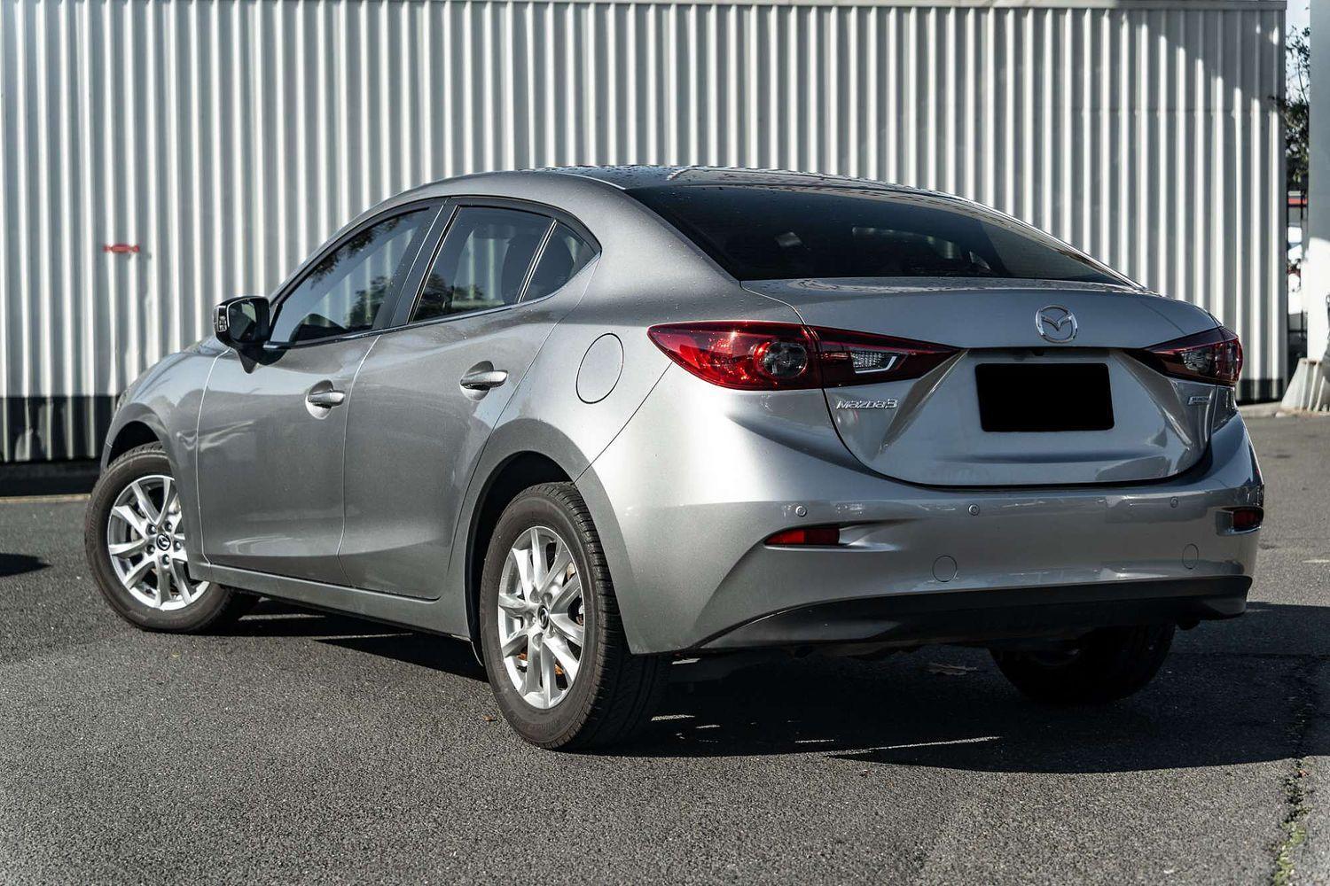 2016 Mazda 3 Maxx in Silver