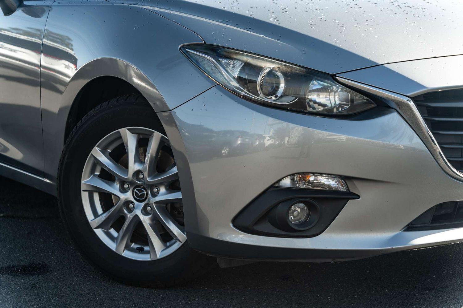 2016 Mazda 3 Maxx in Silver