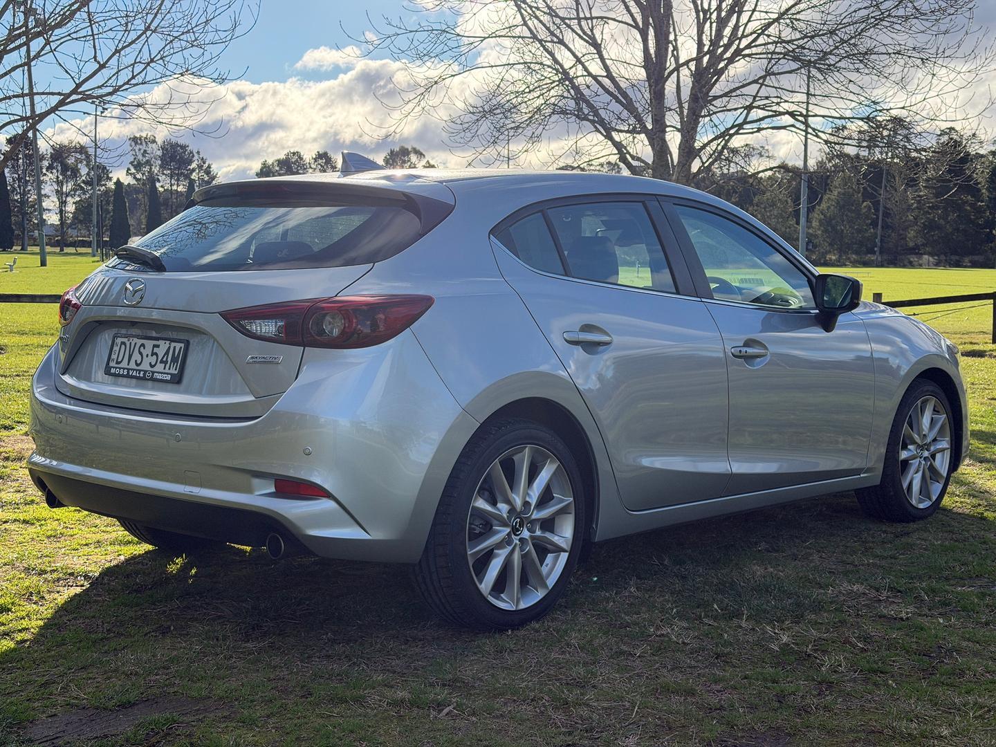 2018 Mazda 3 SP25 GT in Sonic Silver