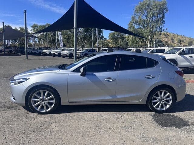 2018 Mazda 3 SP25 GT in Sonic Silver