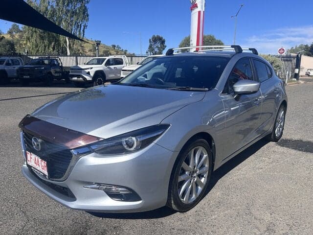 2018 Mazda 3 SP25 GT in Sonic Silver