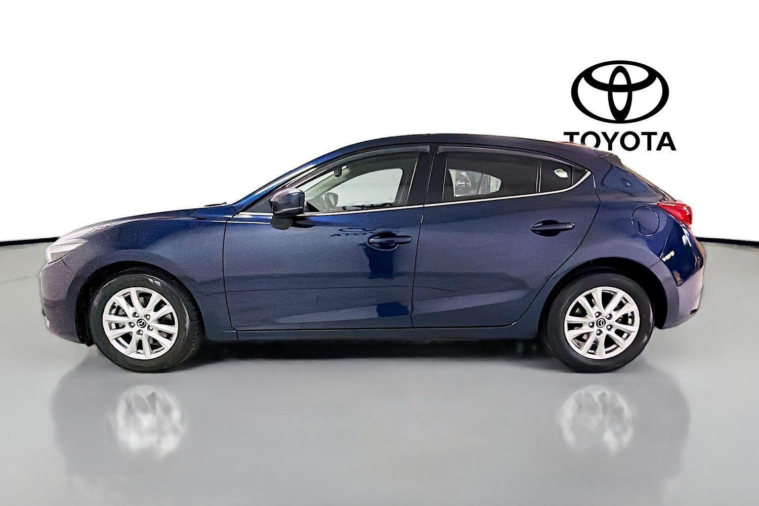 2017 Mazda 3 Maxx in Blue
