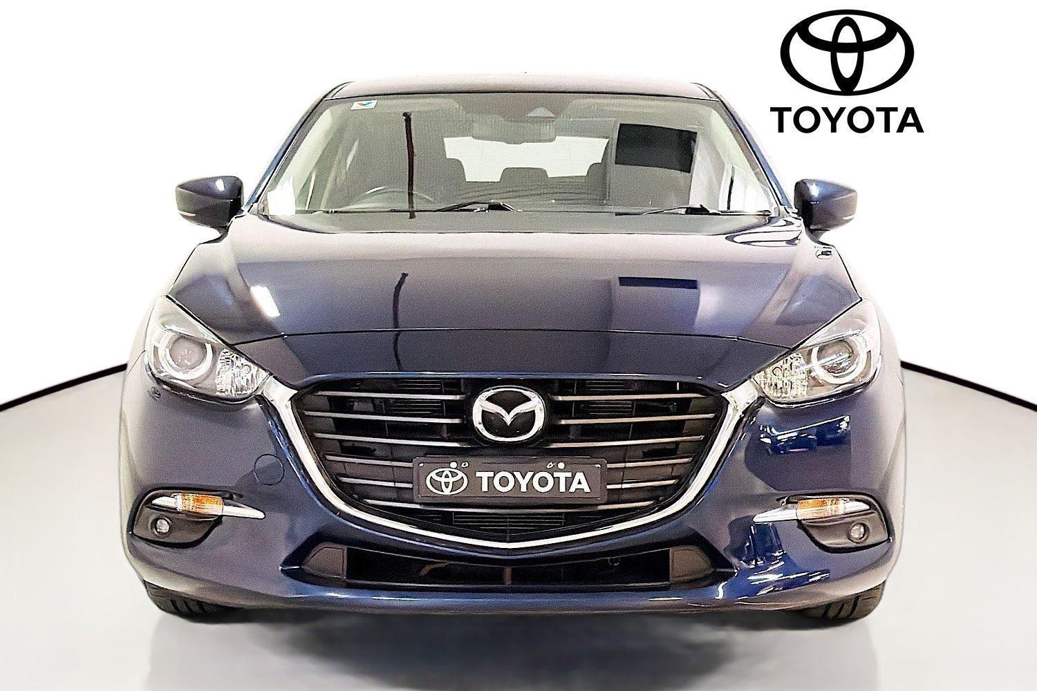 2017 Mazda 3 Maxx in Blue