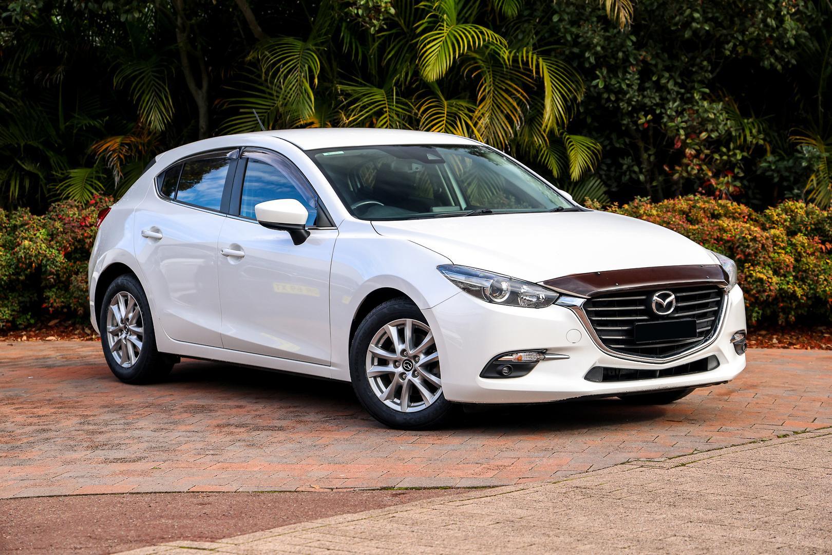 2017 Mazda 3 Maxx in White
