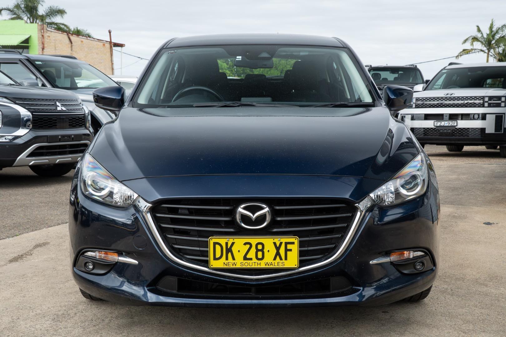 2018 Mazda 3 Maxx Sport in Blue