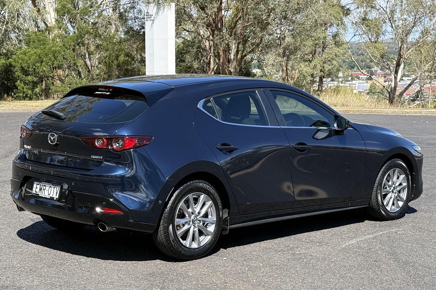 2020 Mazda 3 G20 Pure in Blue