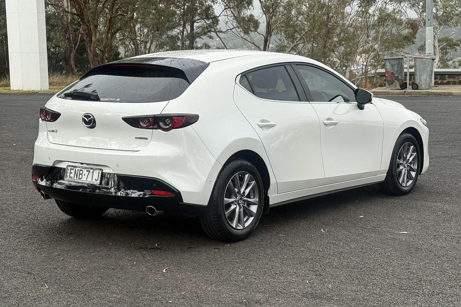 2021 Mazda 3 G20 Pure in White