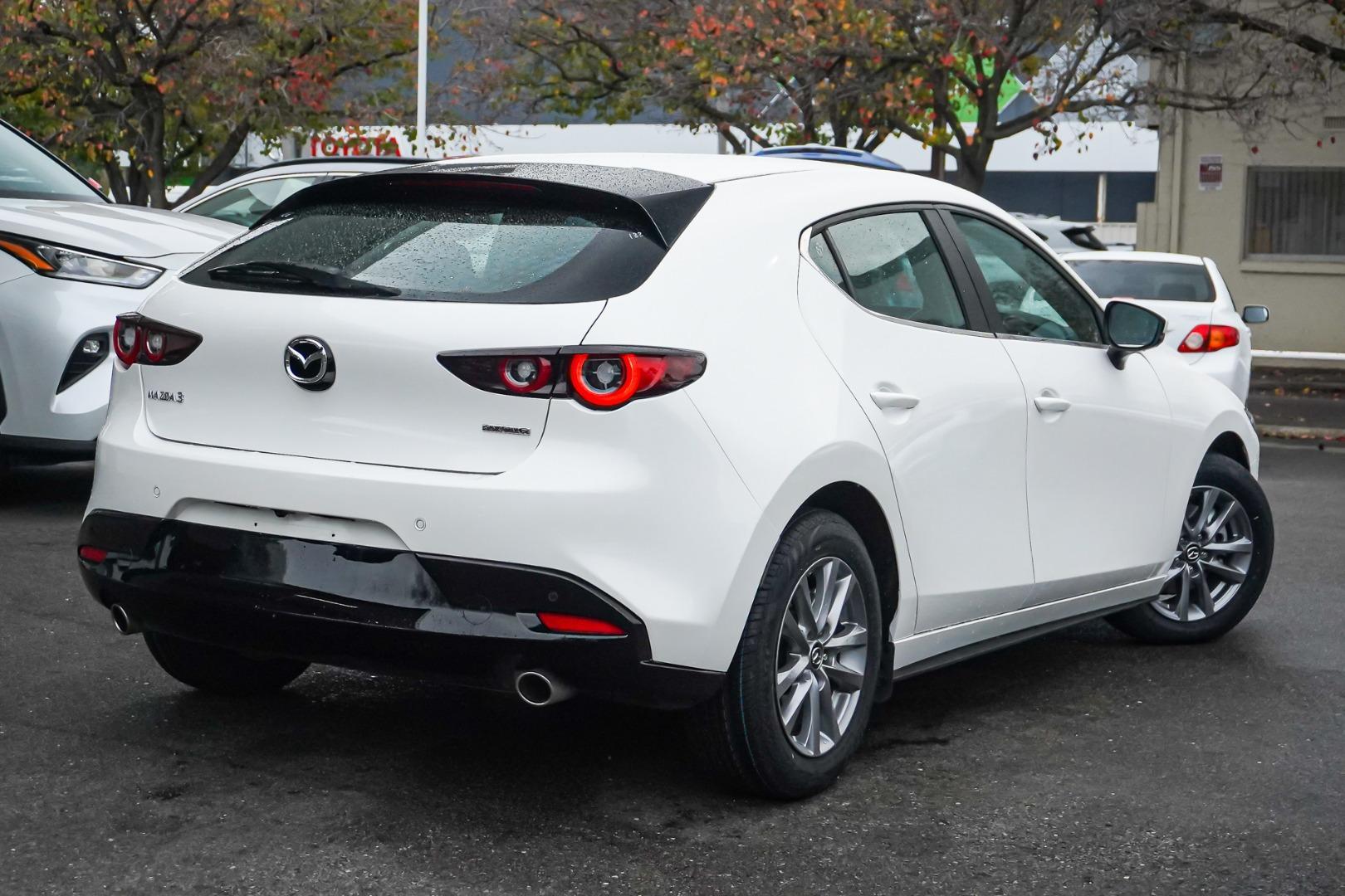 2024 Mazda 3 G20 Pure in White
