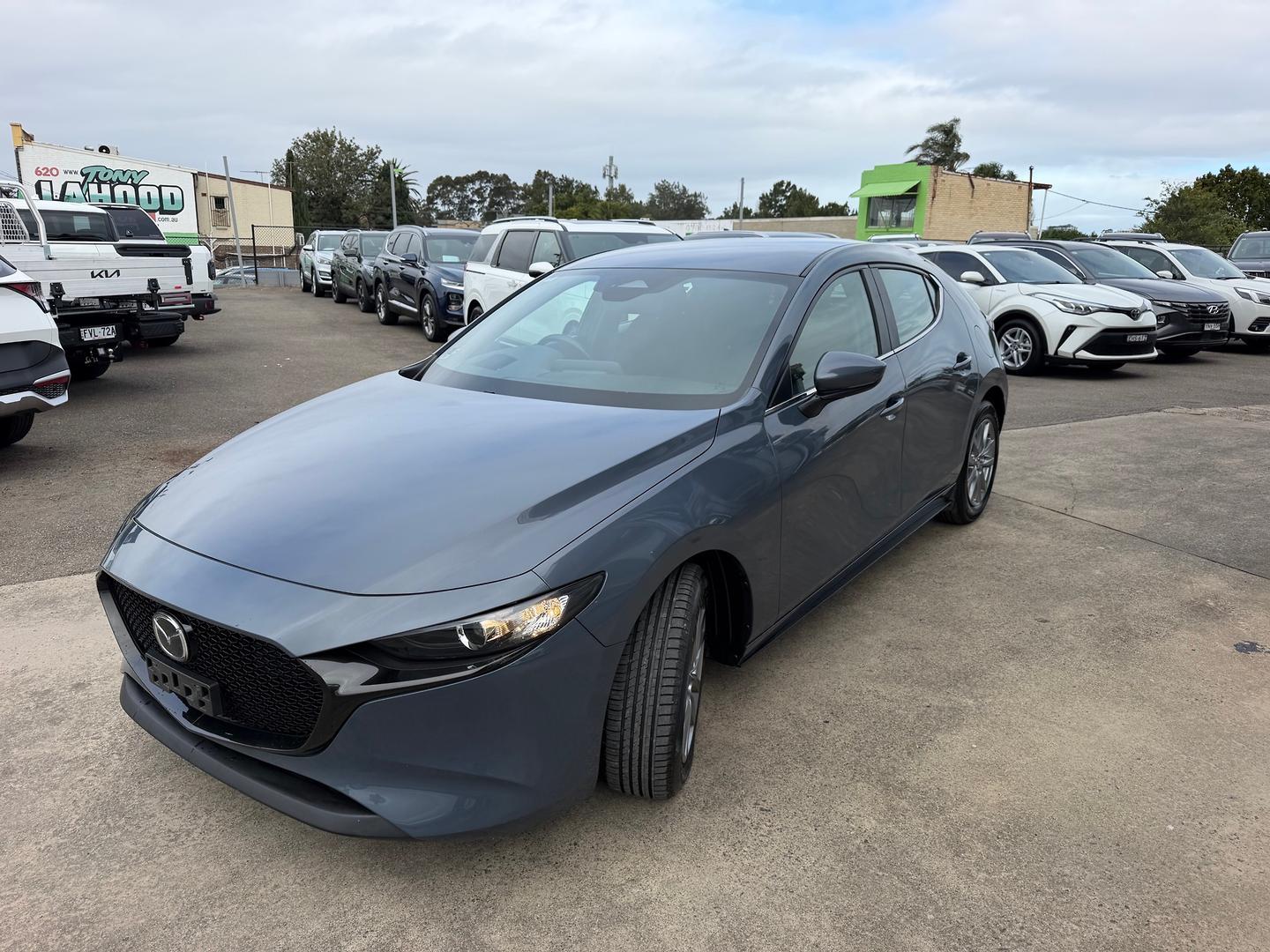 2024 Mazda 3 G20 Pure in Grey