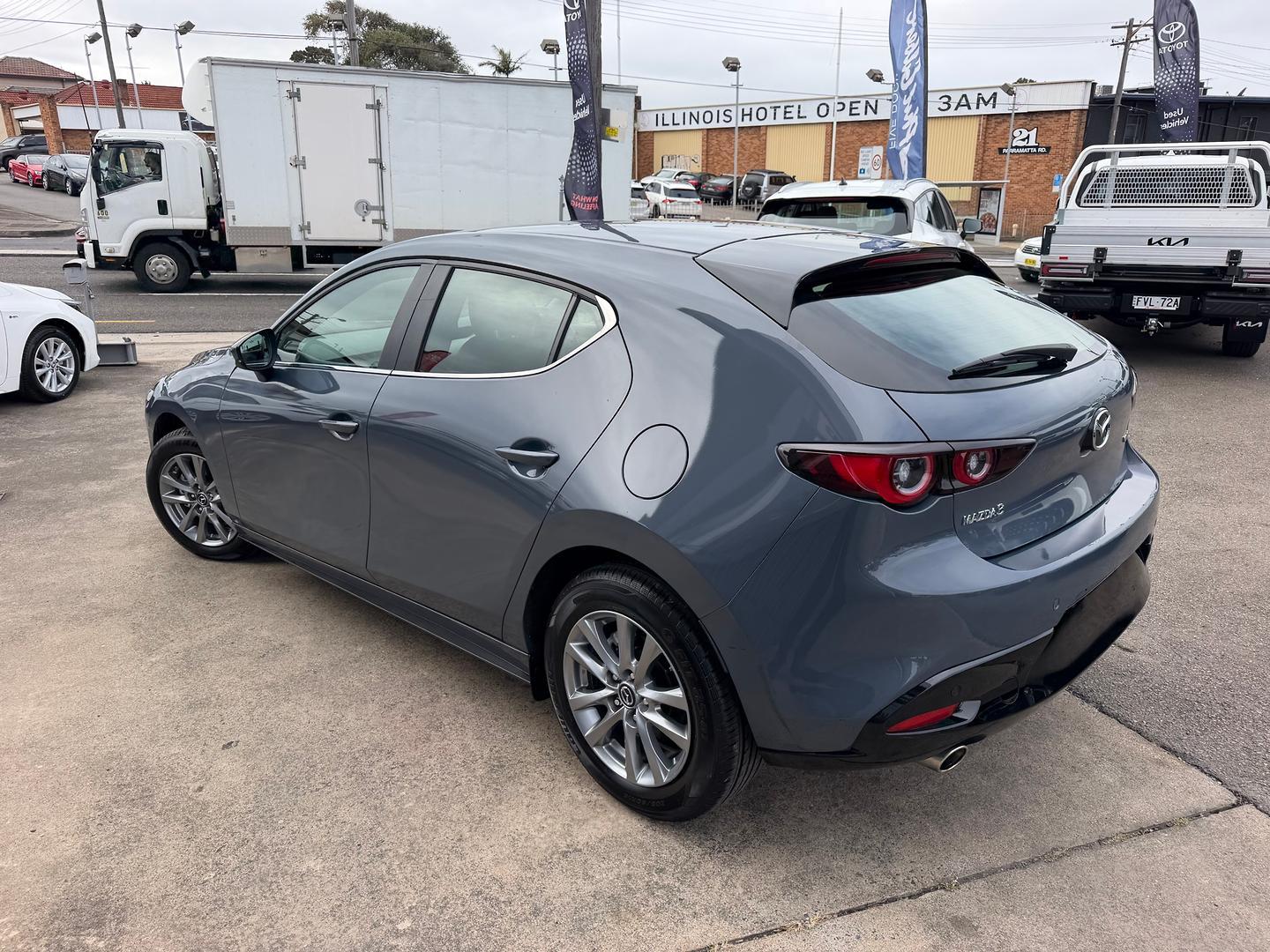 2024 Mazda 3 G20 Pure in Grey