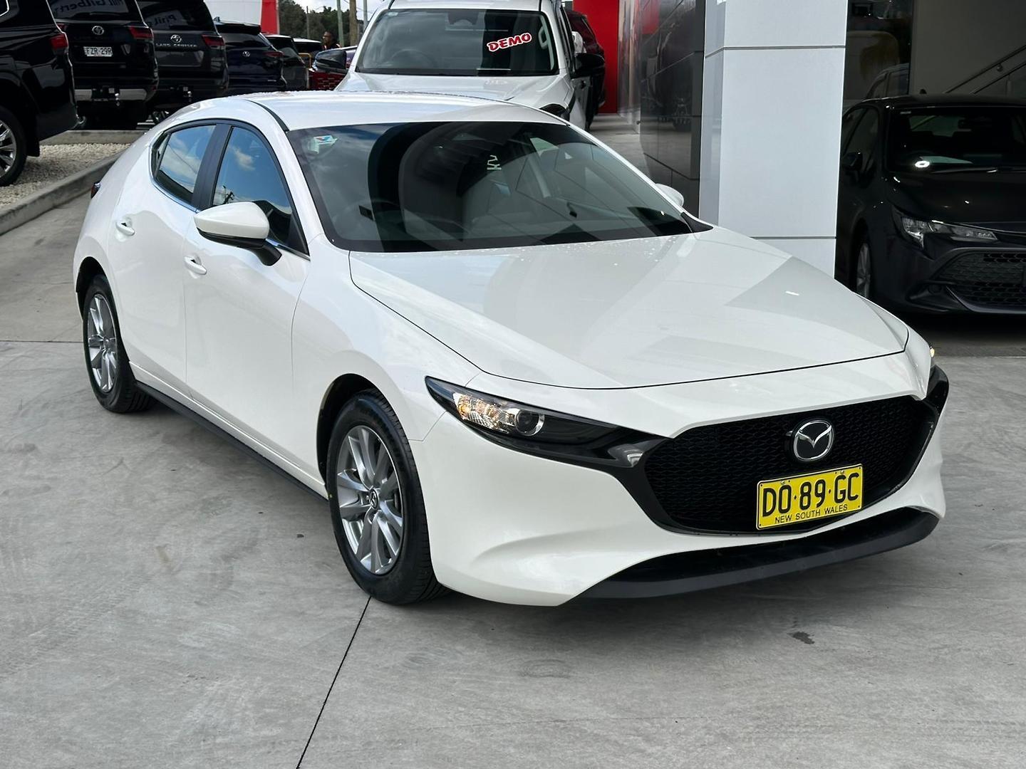 2025 Mazda 3 G20 Pure in White