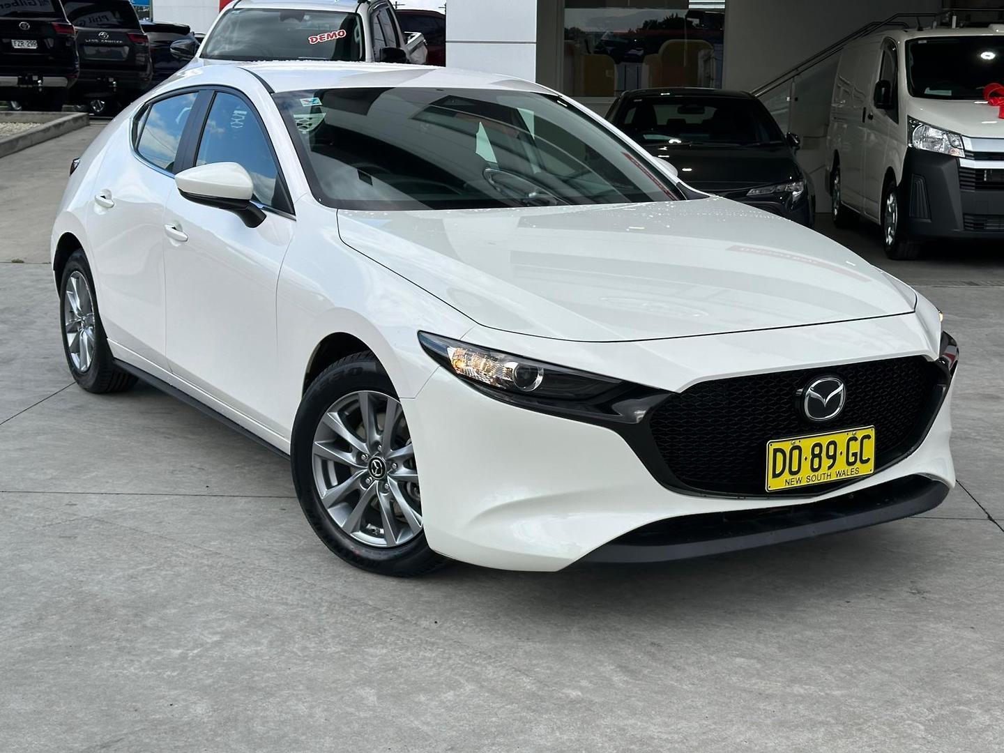 2025 Mazda 3 G20 Pure in White