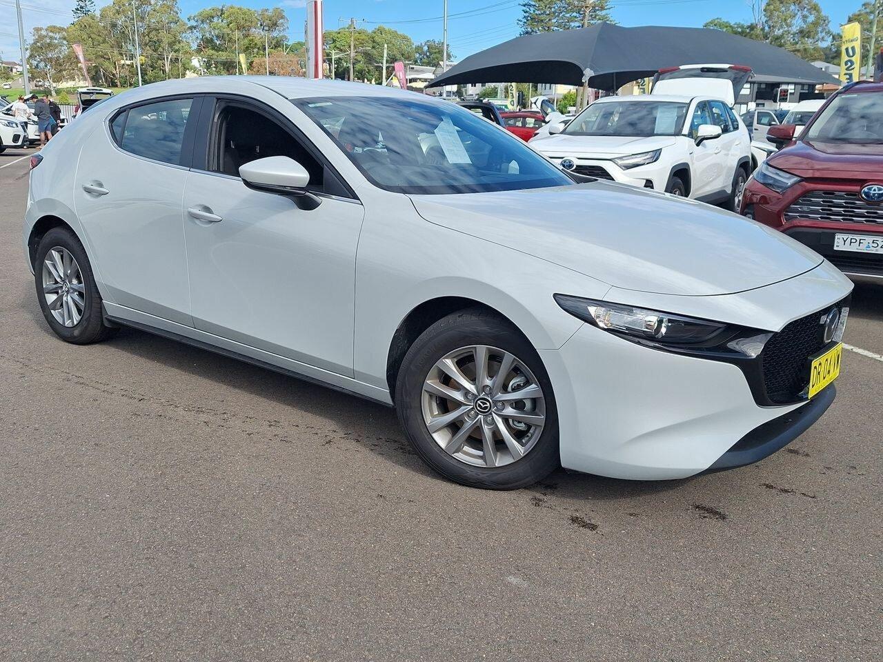 2025 Mazda 3 G20 Pure in Grey