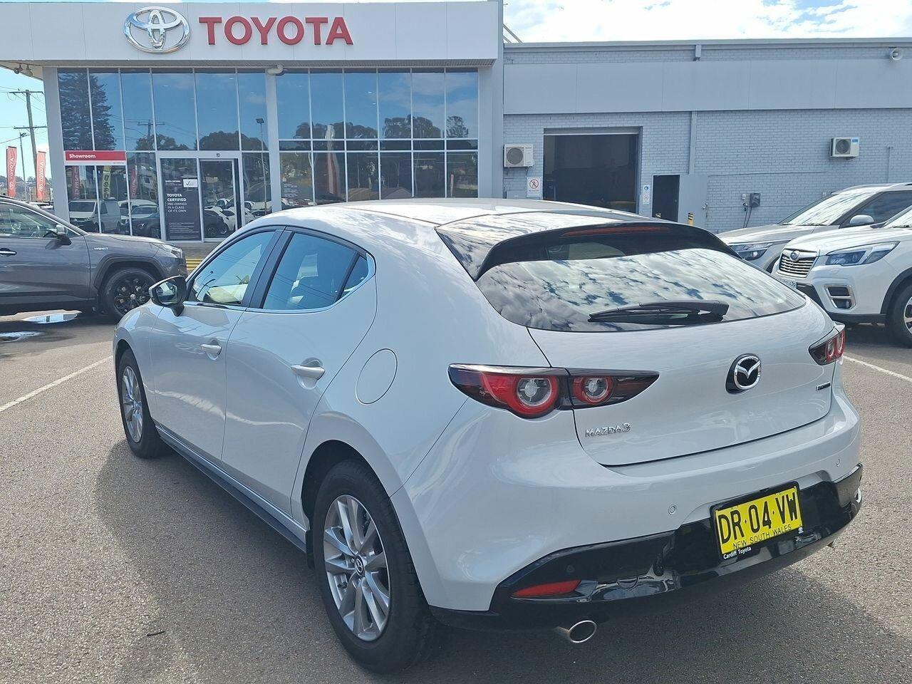 2025 Mazda 3 G20 Pure in Grey