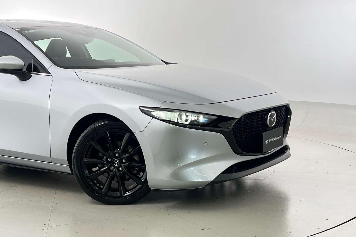 2020 Mazda 3 G25 Astina in Silver