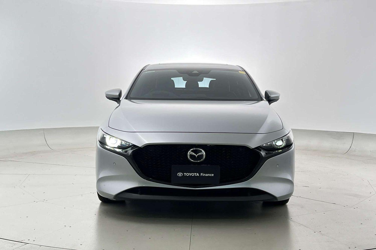 2020 Mazda 3 G25 Astina in Silver