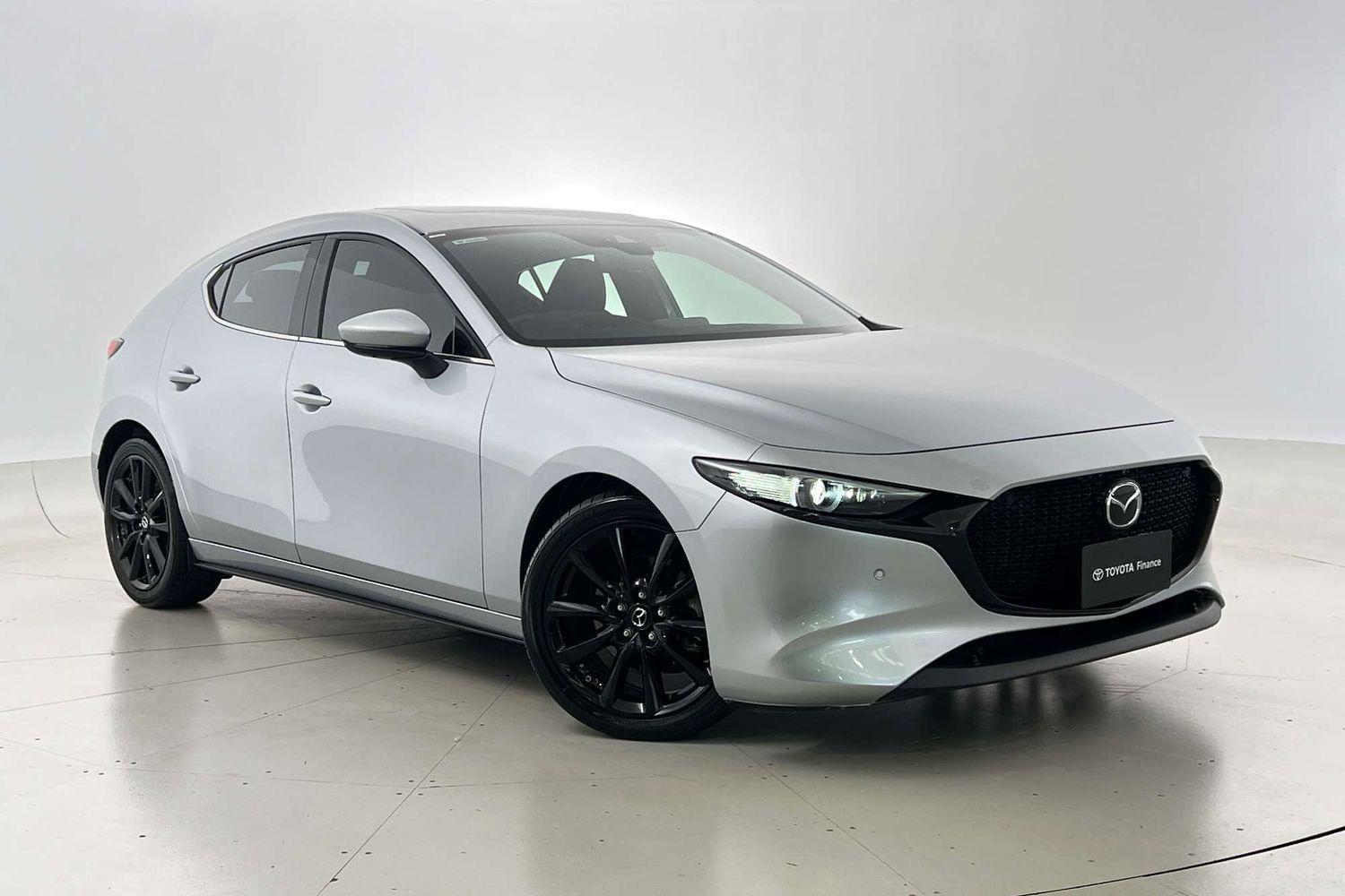 2020 Mazda 3 G25 Astina in Silver