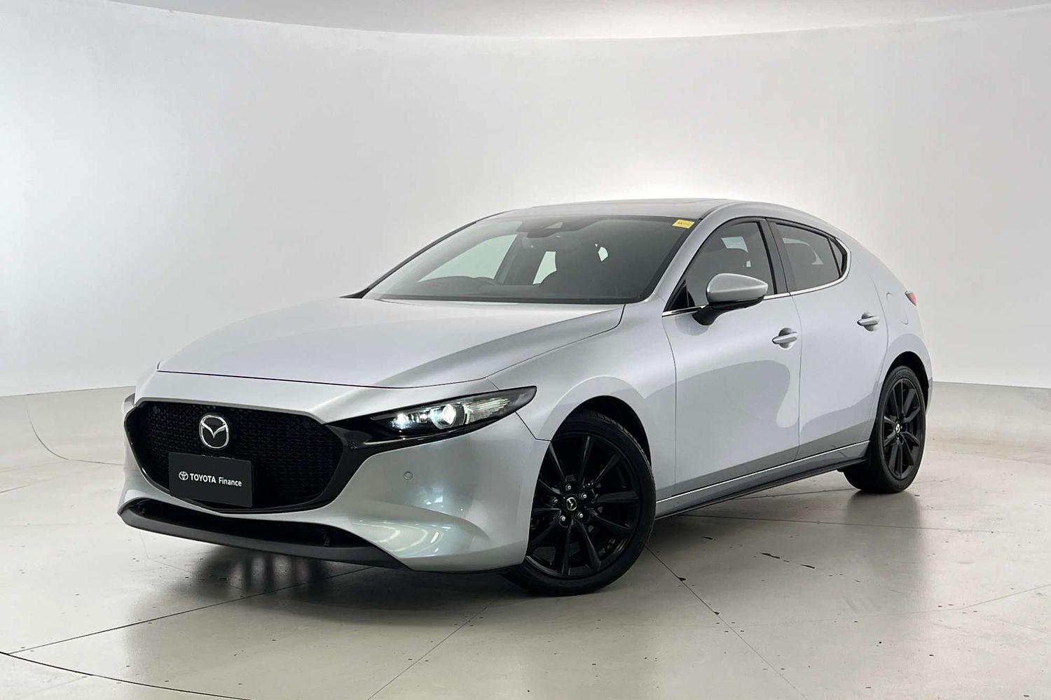 2020 Mazda 3 G25 Astina in Silver