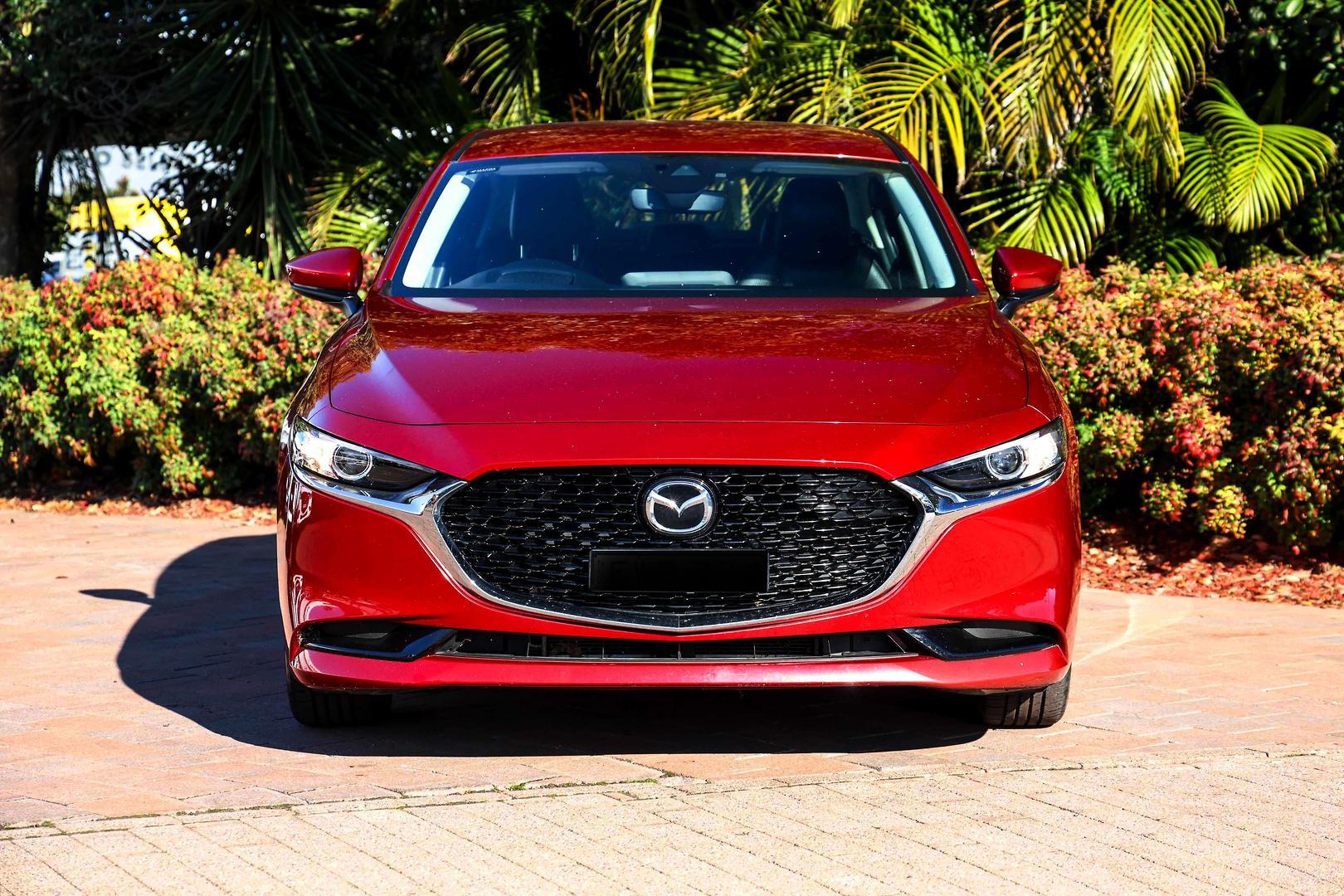 2022 Mazda 3 G20 Touring in Red