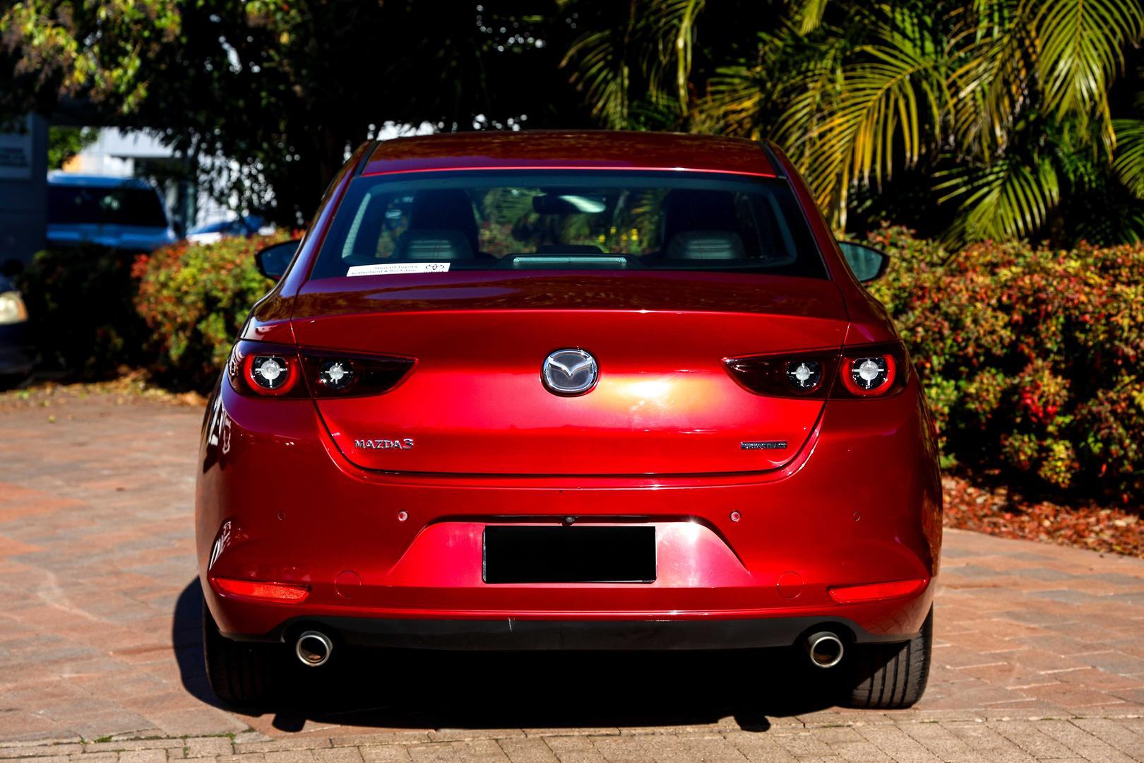 2022 Mazda 3 G20 Touring in Red