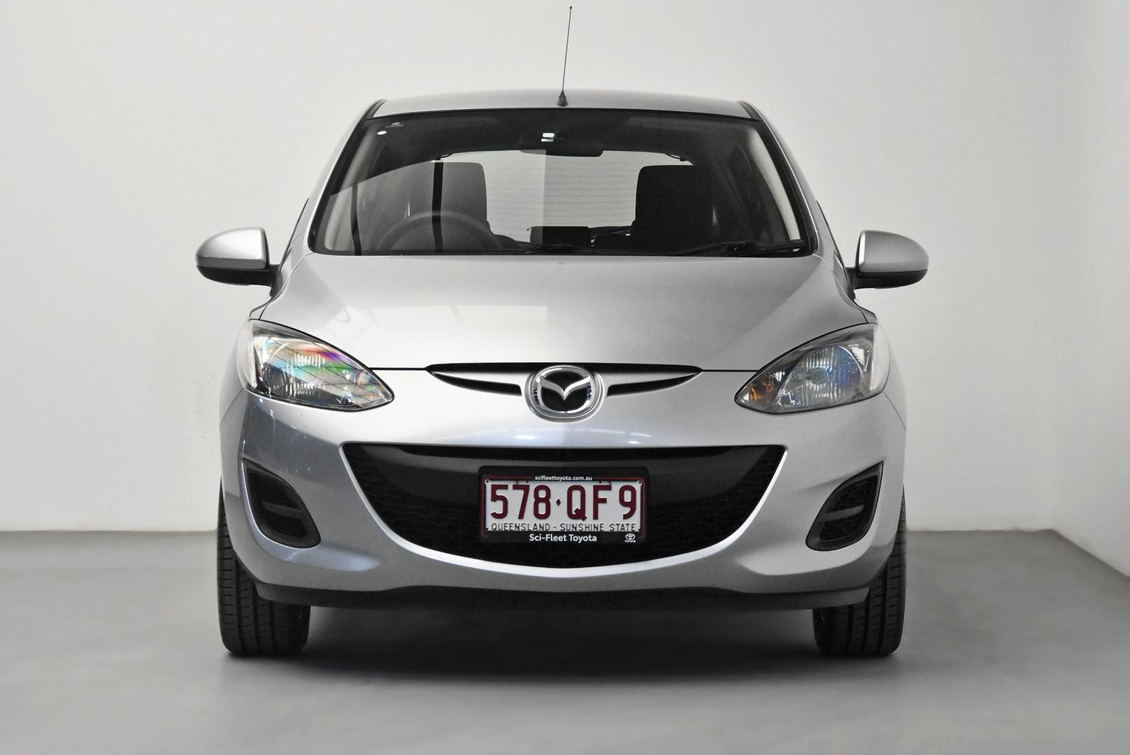 2011 Mazda 2 Maxx in Silver
