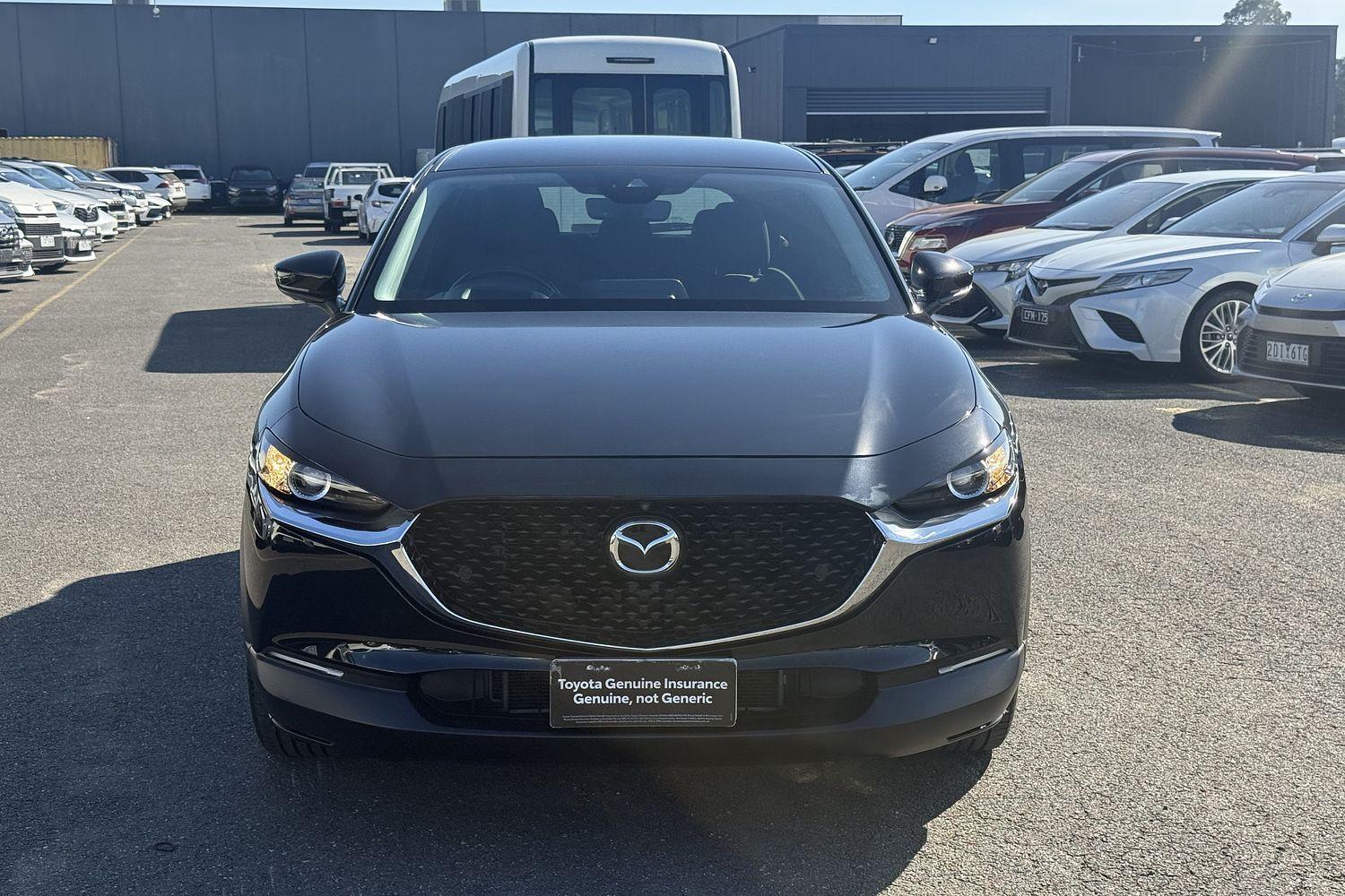 2022 Mazda CX-30 G20 Evolve in Black