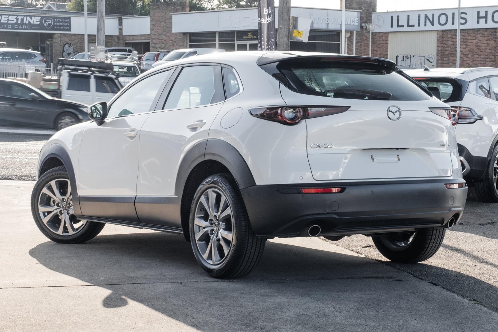 2024 Mazda CX-30 G20 Evolve in White