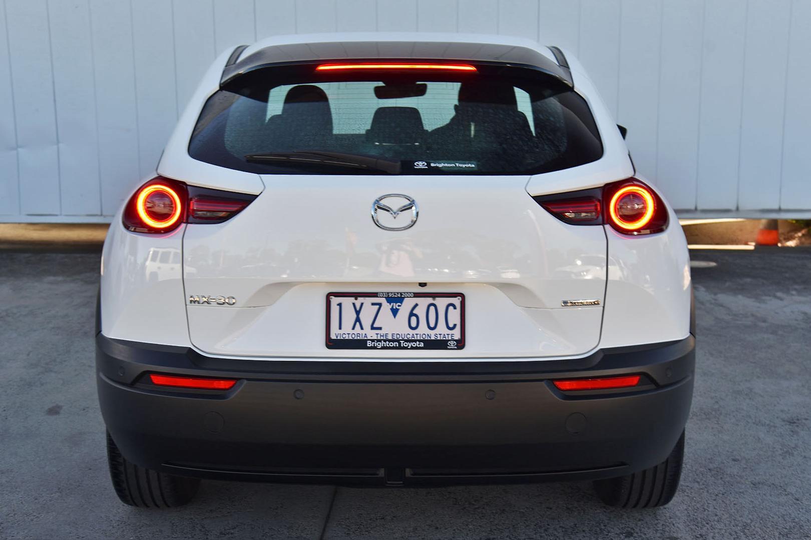 2021 Mazda MX-30 G20e Evolve in White