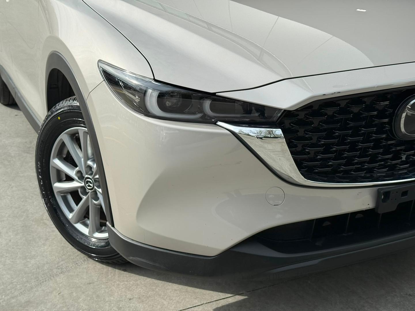 2024 Mazda CX-5 G25 Maxx Sport in Gold