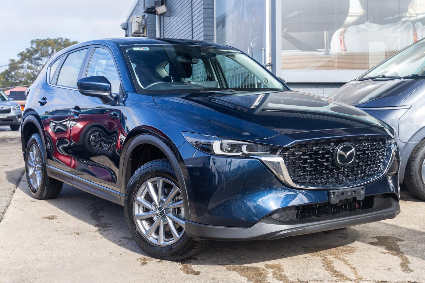 2024 Mazda CX-5 G25 Maxx Sport in Blue