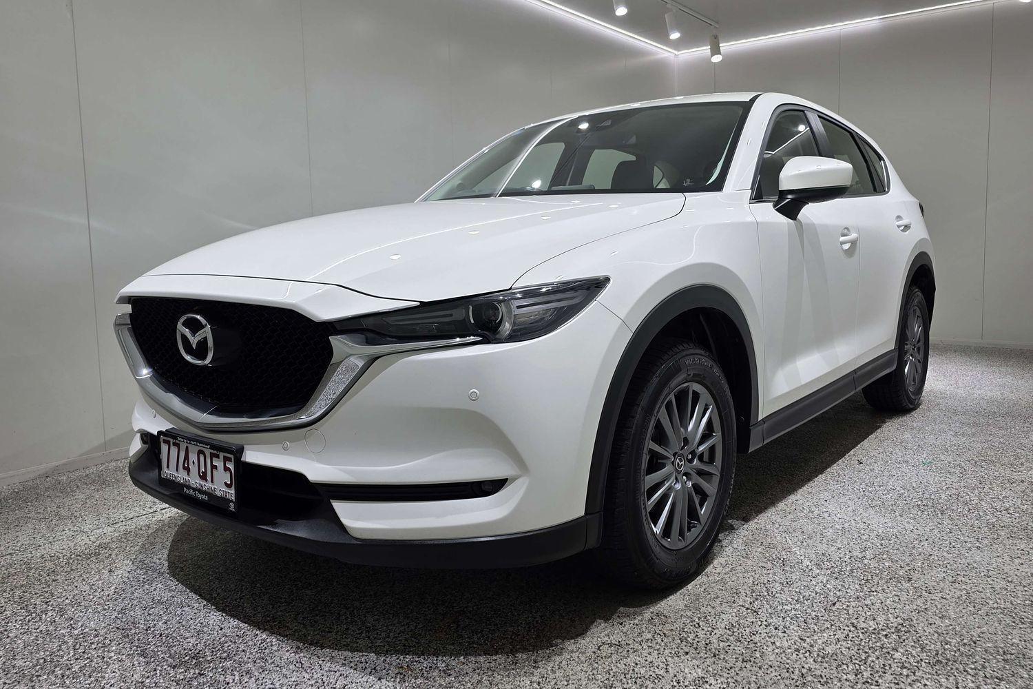 2018 Mazda CX-5 Touring in White