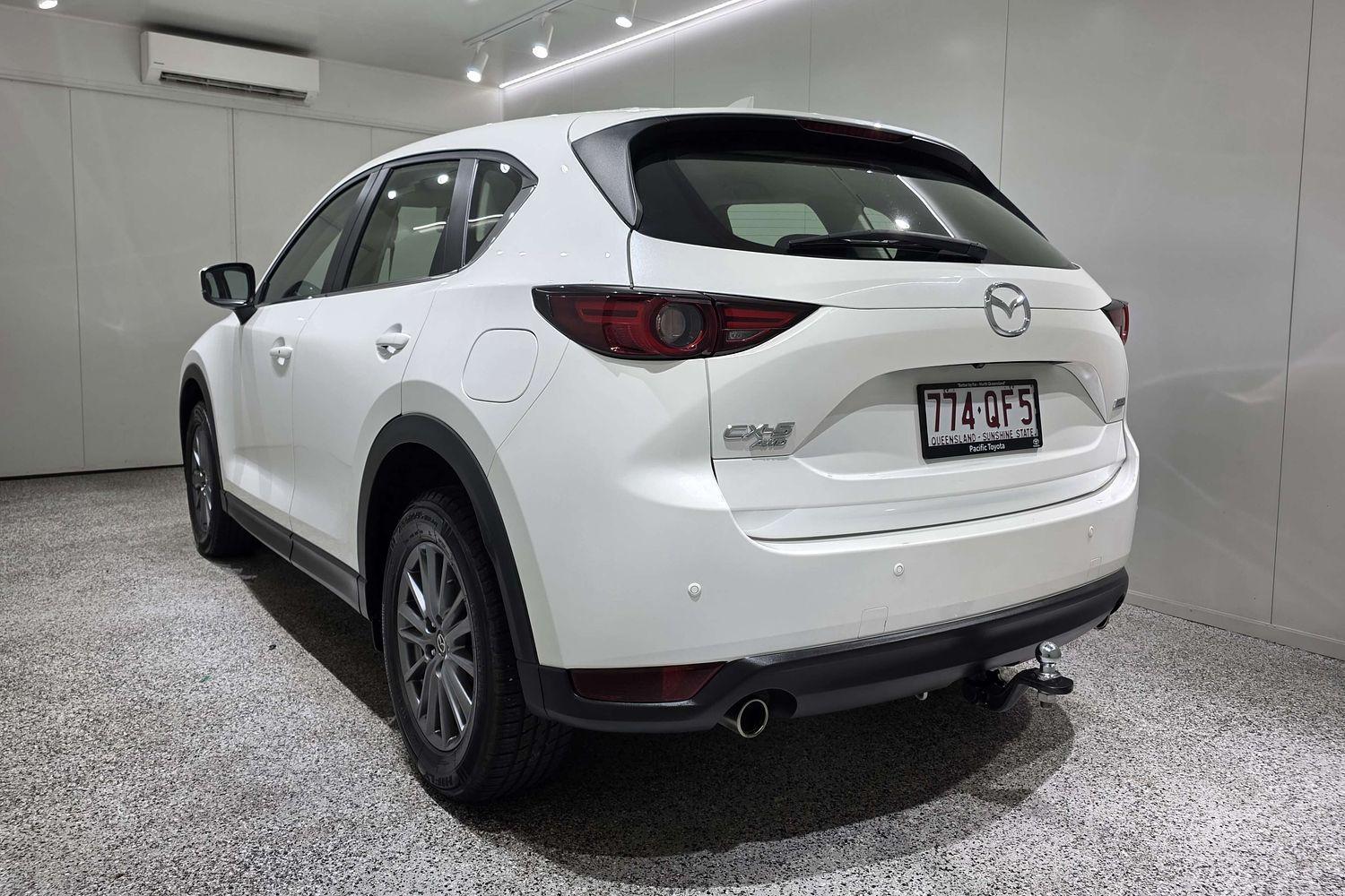 2018 Mazda CX-5 Touring in White