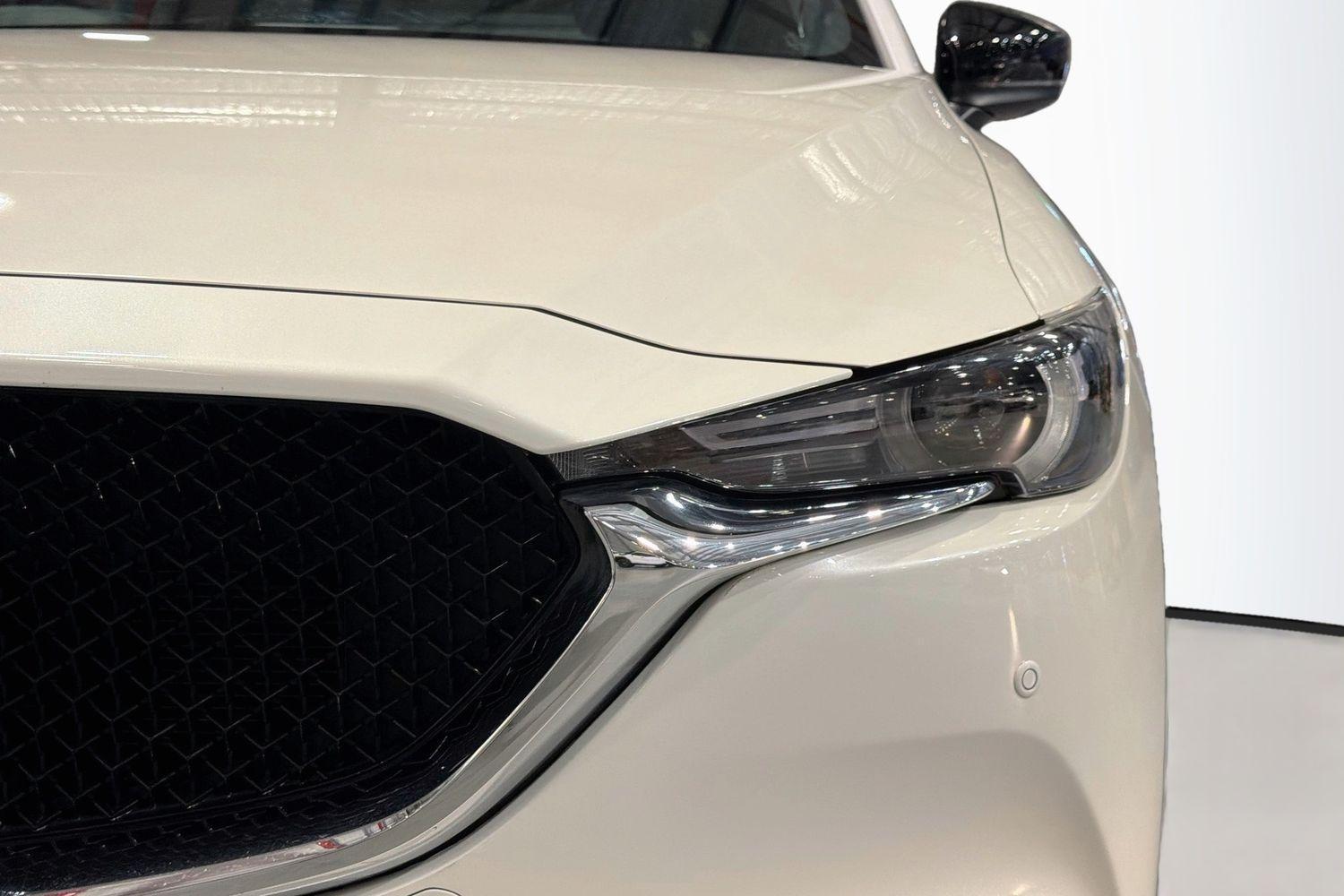 2019 Mazda CX-5 Akera in White