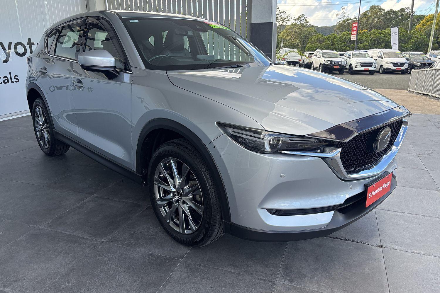 2020 Mazda CX-5 Akera in Silver