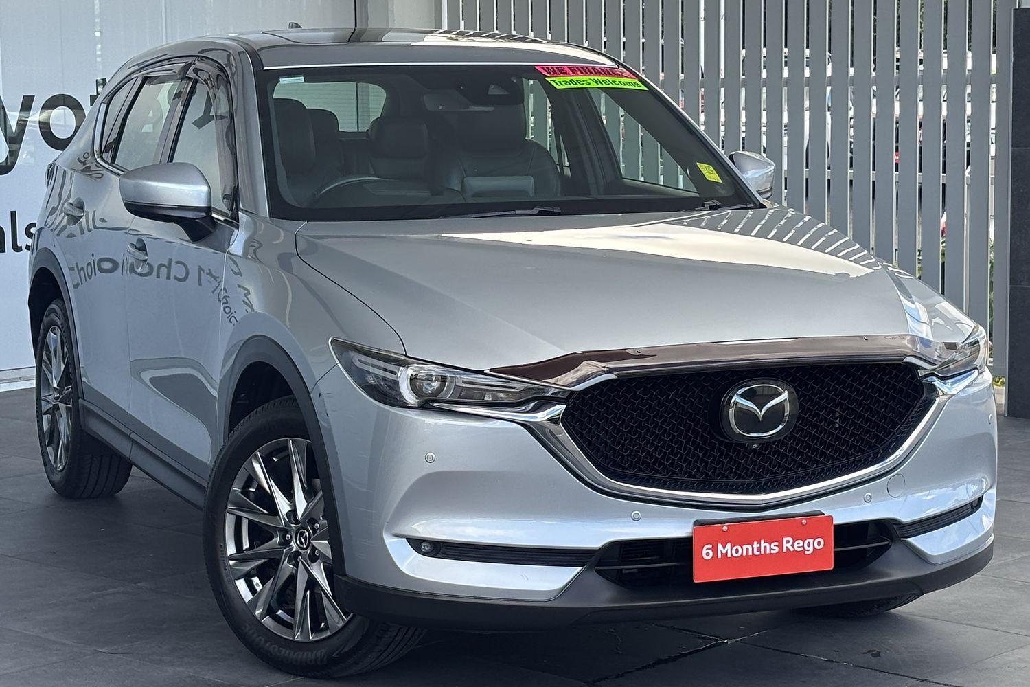 2020 Mazda CX-5 Akera in Silver