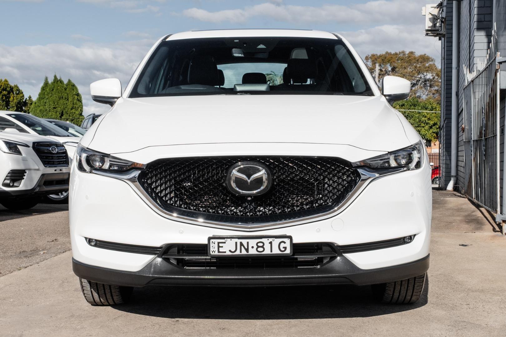 2020 Mazda CX-5 Akera in White