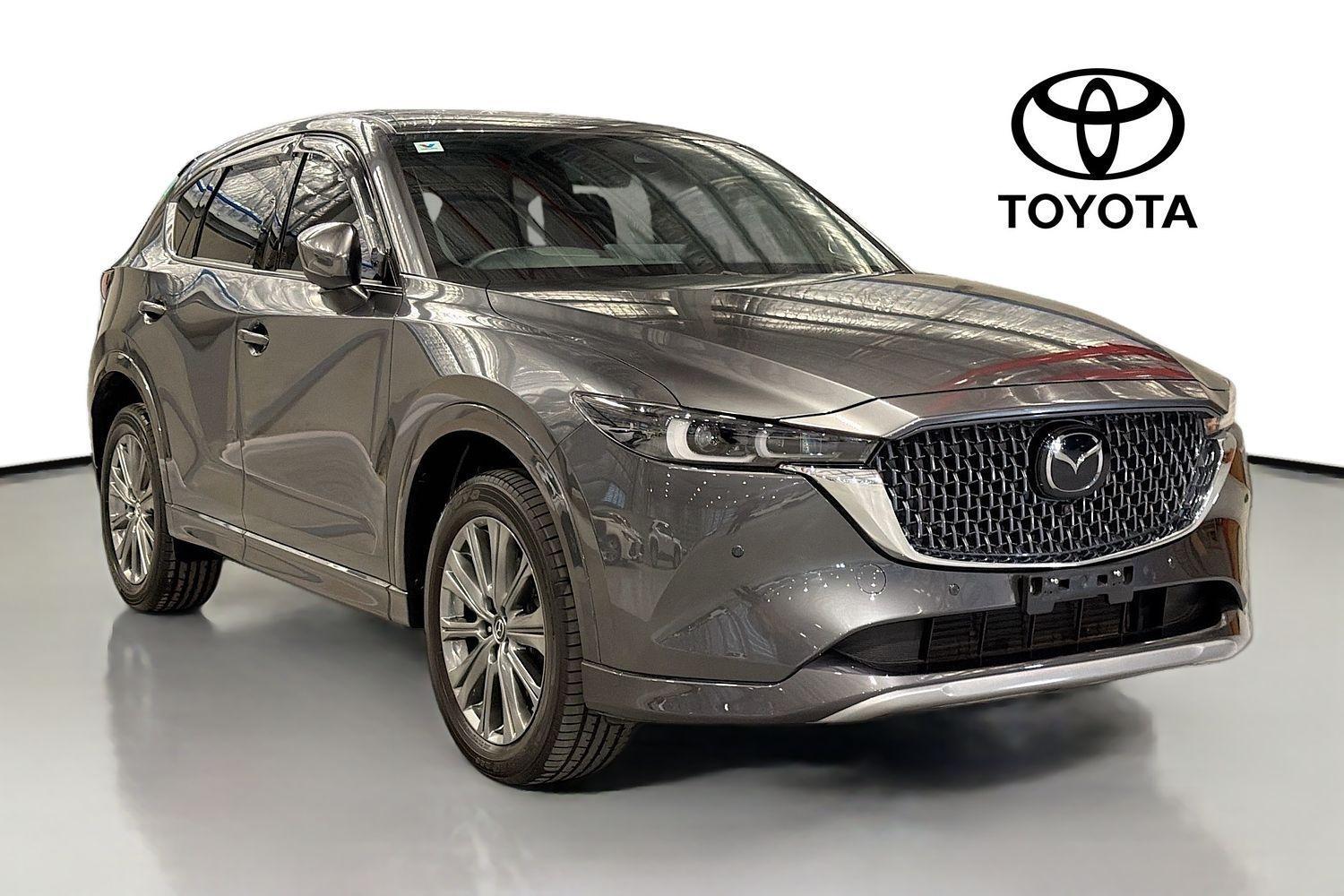 2024 Mazda CX-5 G35 Akera in Grey