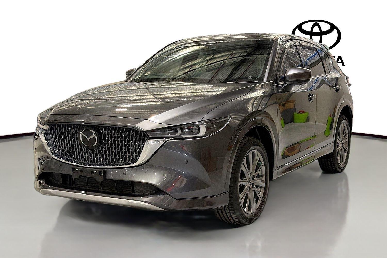 2024 Mazda CX-5 G35 Akera in Grey