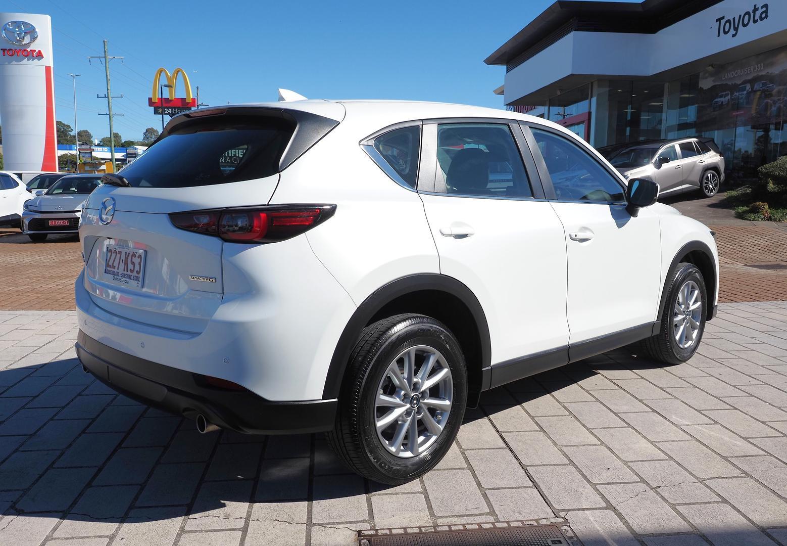 2024 Mazda CX-5 G25 Maxx Sport in White