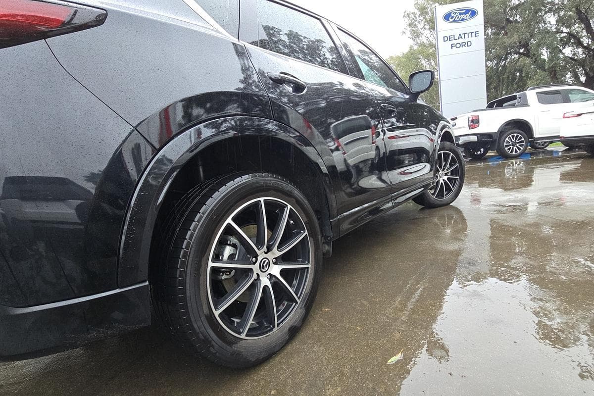 2024 Mazda CX-5 G35 Akera in Black