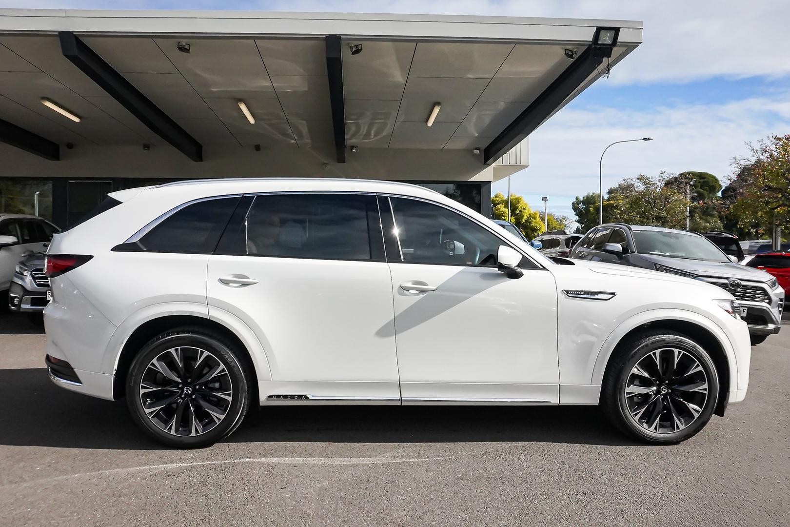 2024 Mazda CX-90 D50e Azami in White