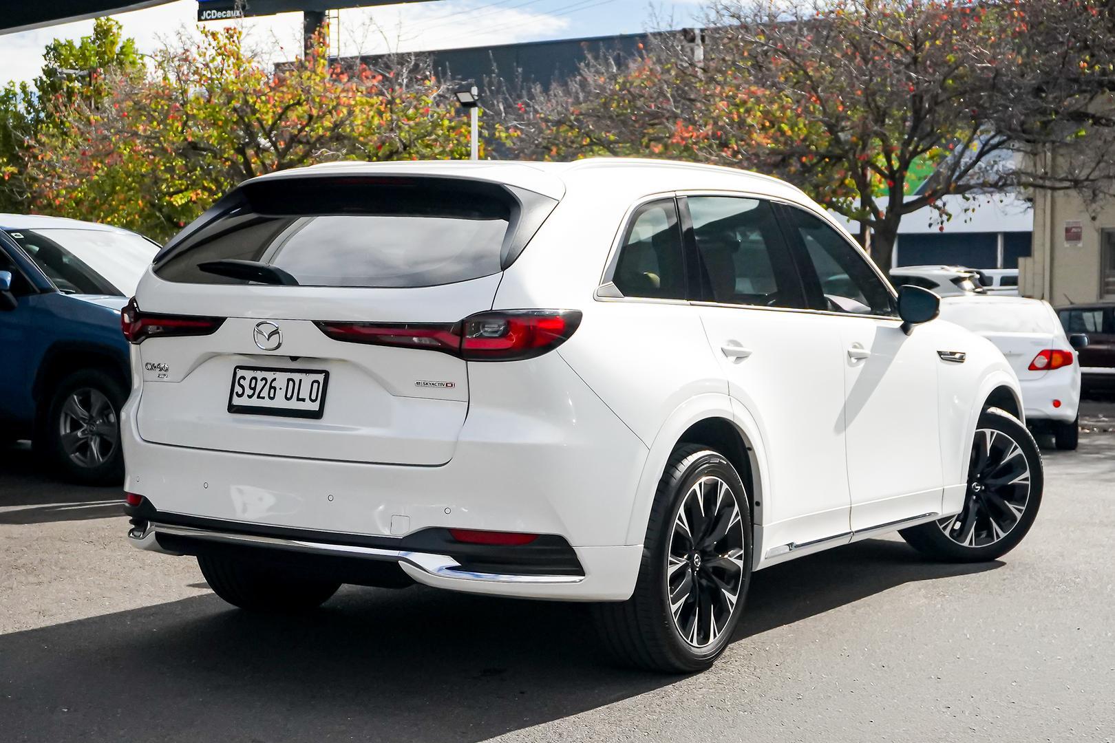 2024 Mazda CX-90 D50e Azami in White