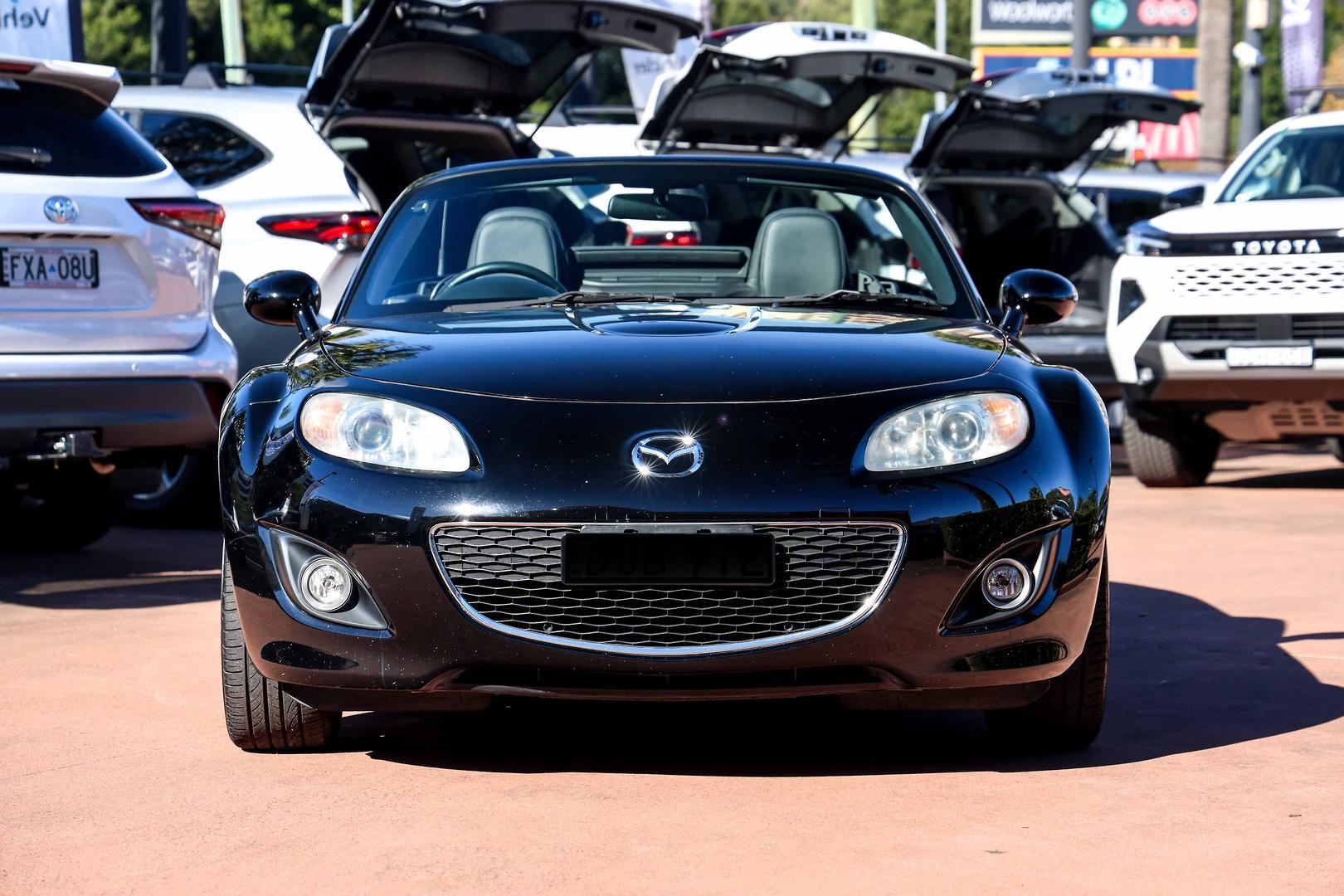 2009 Mazda MX-5 Roadster Coupe in Other