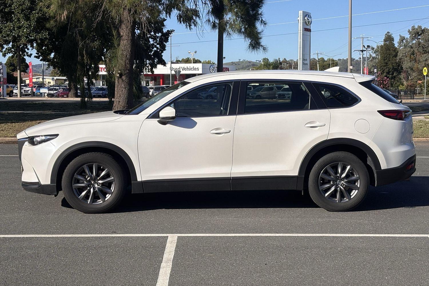 2023 Mazda CX-9 Sport in White