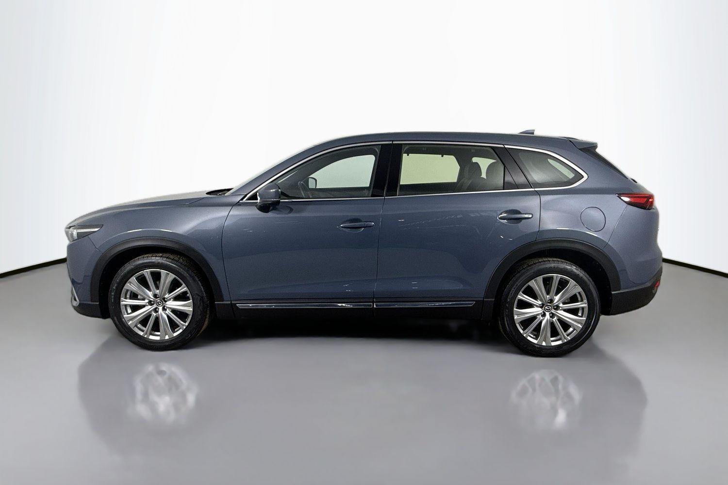 2021 Mazda CX-9 Azami LE in Grey