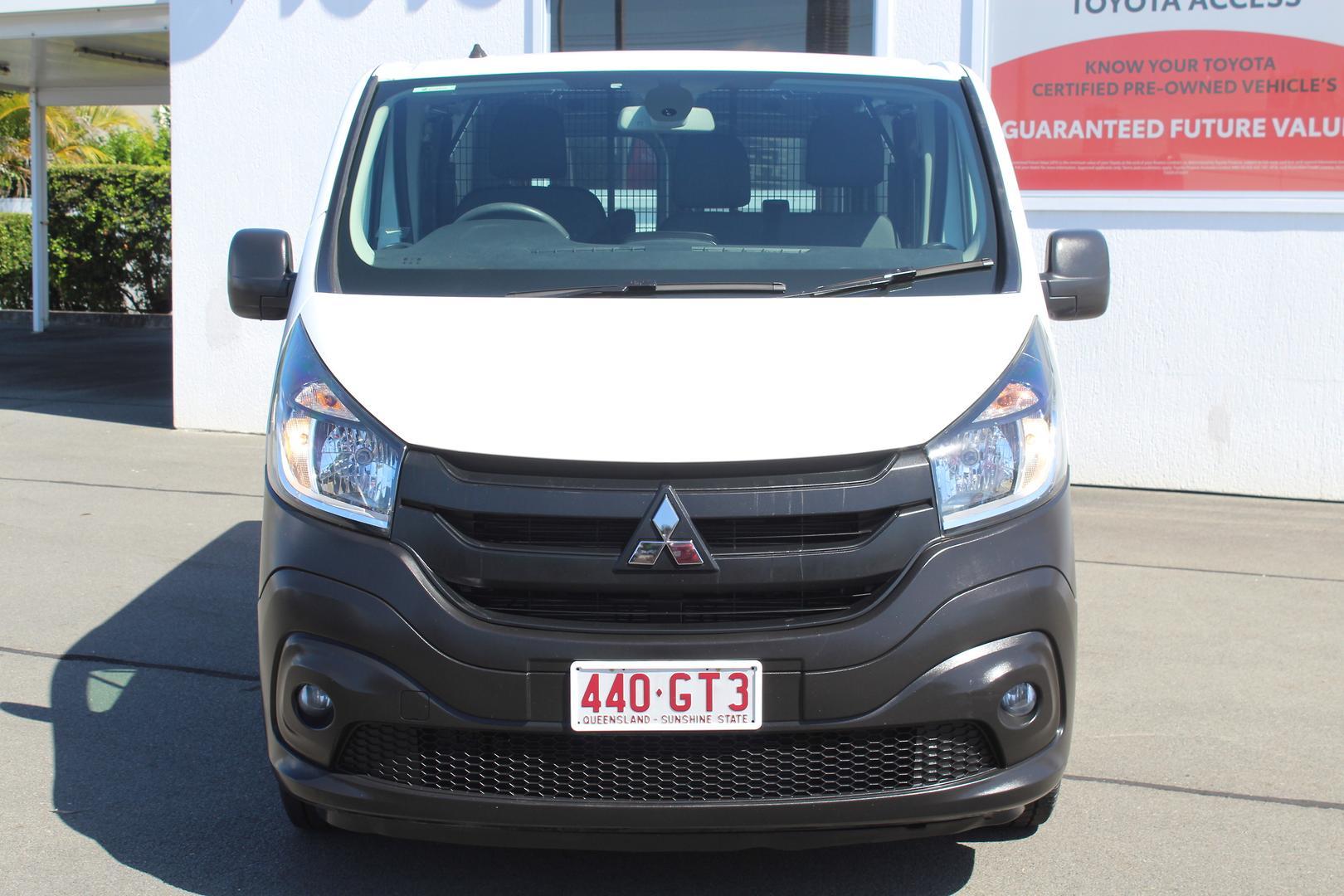 2020 Mitsubishi Express GLX in White
