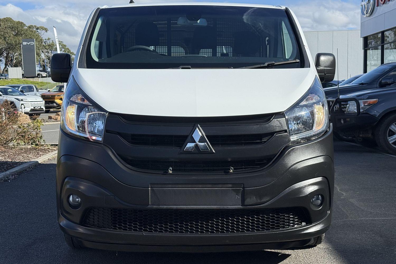 2020 Mitsubishi Express GLX in White