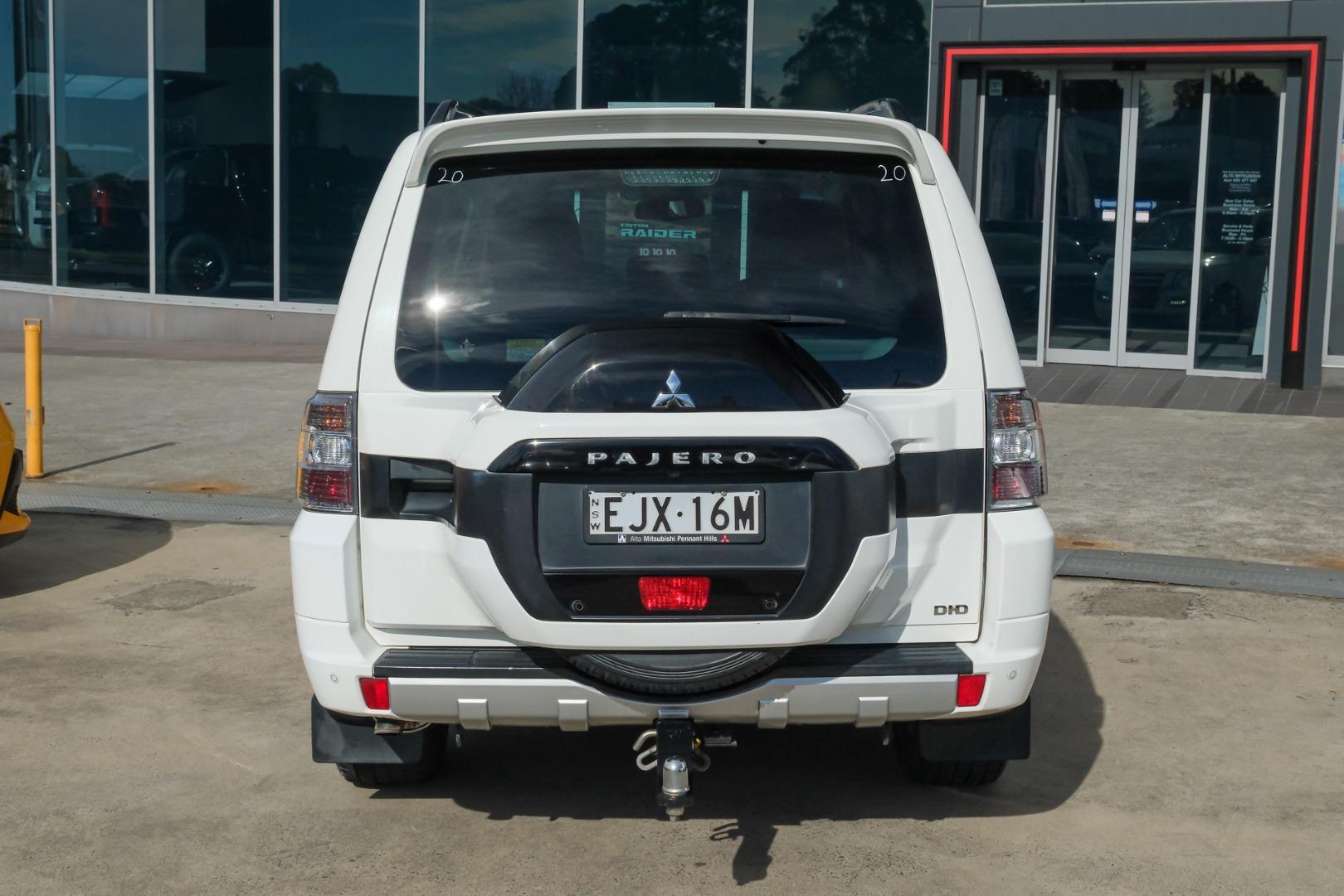 2019 Mitsubishi Pajero GLS in White