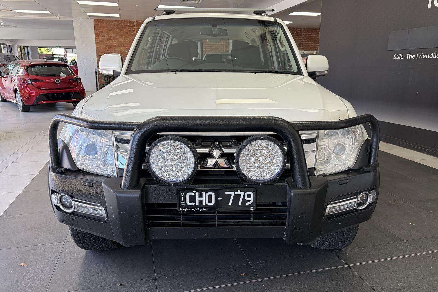 2020 Mitsubishi Pajero GLX in White