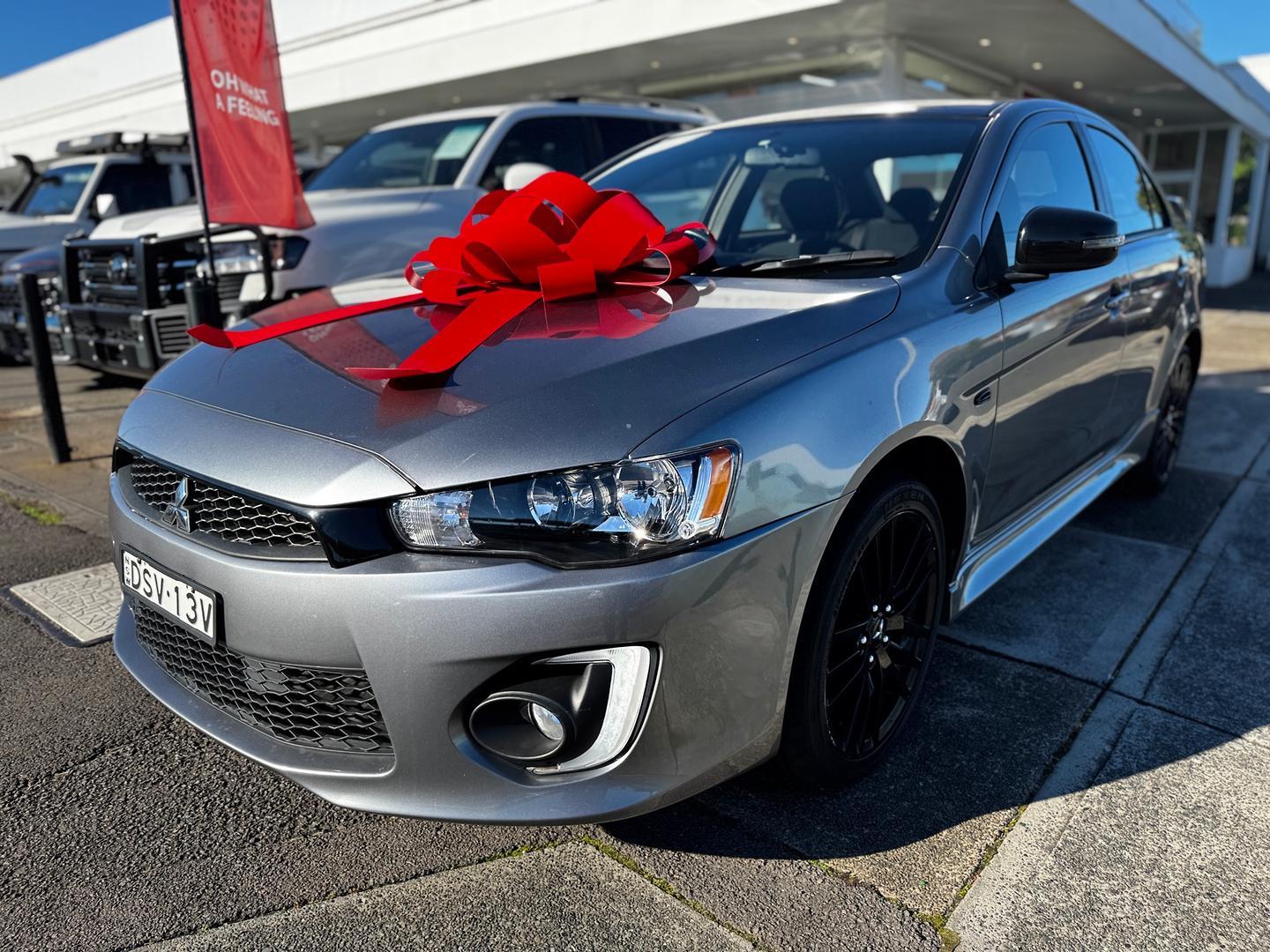 2017 Mitsubishi Lancer ES Sport in Grey